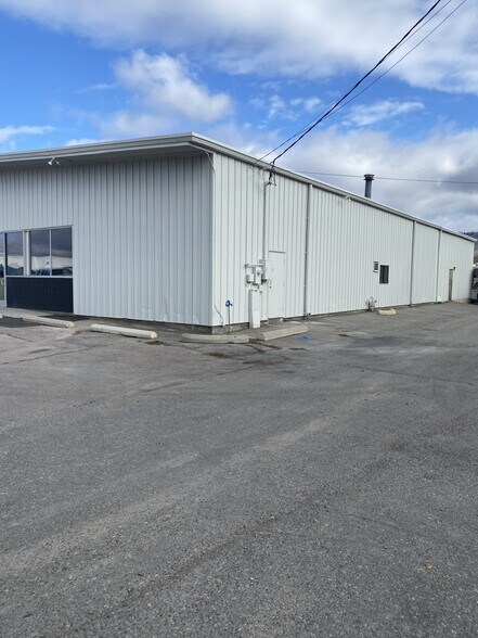 3110 W Broadway St, Missoula, MT à vendre - Photo du bâtiment - Image 3 de 7