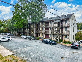 Plus de détails pour 1982 Arlington Blvd, Charlottesville, VA - Commerce de détail à louer