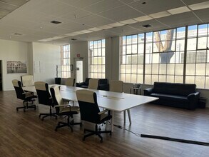 4512-4514 Hollis St, Emeryville, CA for lease Interior Photo- Image 2 of 3