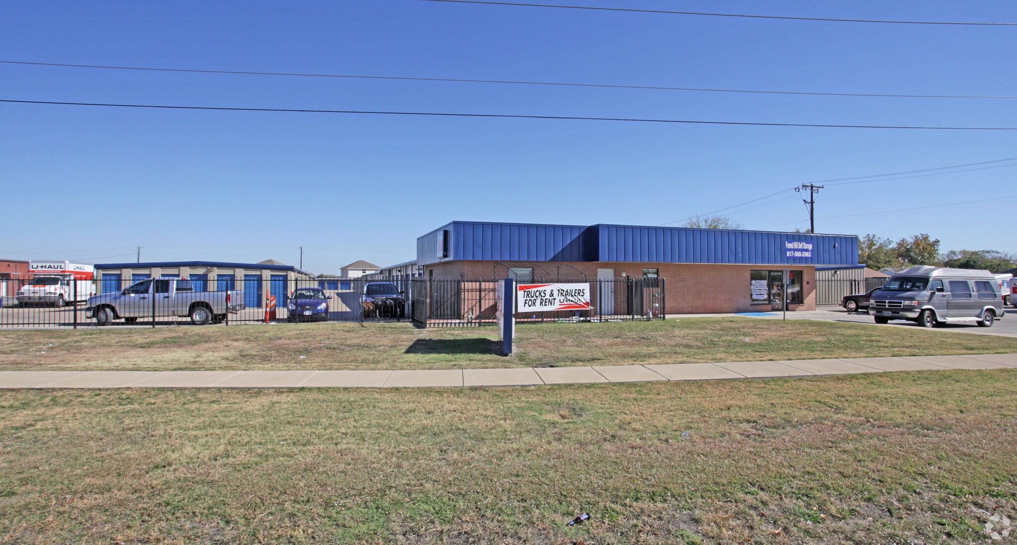7321 Wichita St, Forest Hill, TX for lease Primary Photo- Image 1 of 10