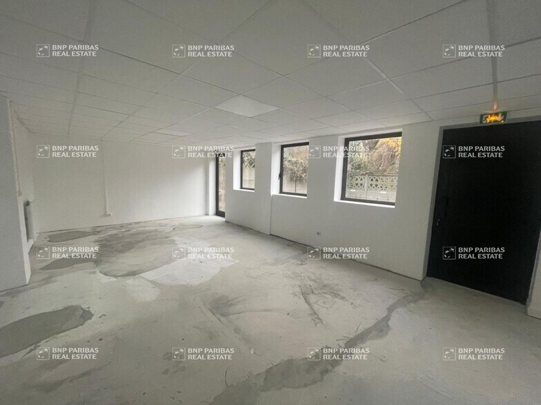999 Avenue De La République, Marcq-en-Baroeul for lease - Interior Photo - Image 3 of 8