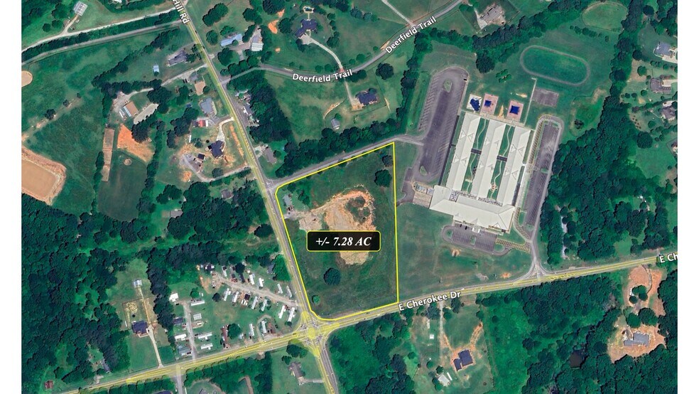 7658 Union Hill Rd, Canton, GA à vendre - Photo du bâtiment - Image 3 de 7