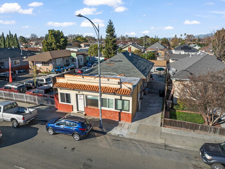 899 W San Carlos St, San Jose, CA à vendre - Photo du bâtiment - Image 2 de 14