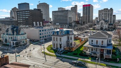 208 W Monument Ave, Dayton, OH - AÉRIEN Vue de la carte - Image1