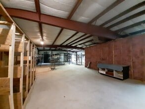 209-223 S Lincolnway, North Aurora, IL à louer Photo intérieure- Image 2 de 2