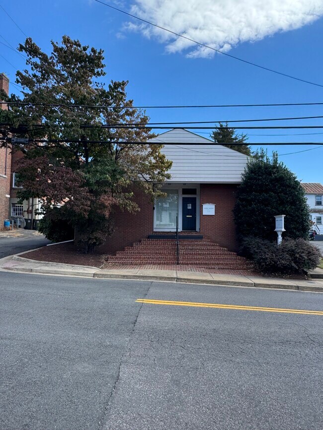 More details for 115 S West St, Culpeper, VA - Office/Retail for Lease