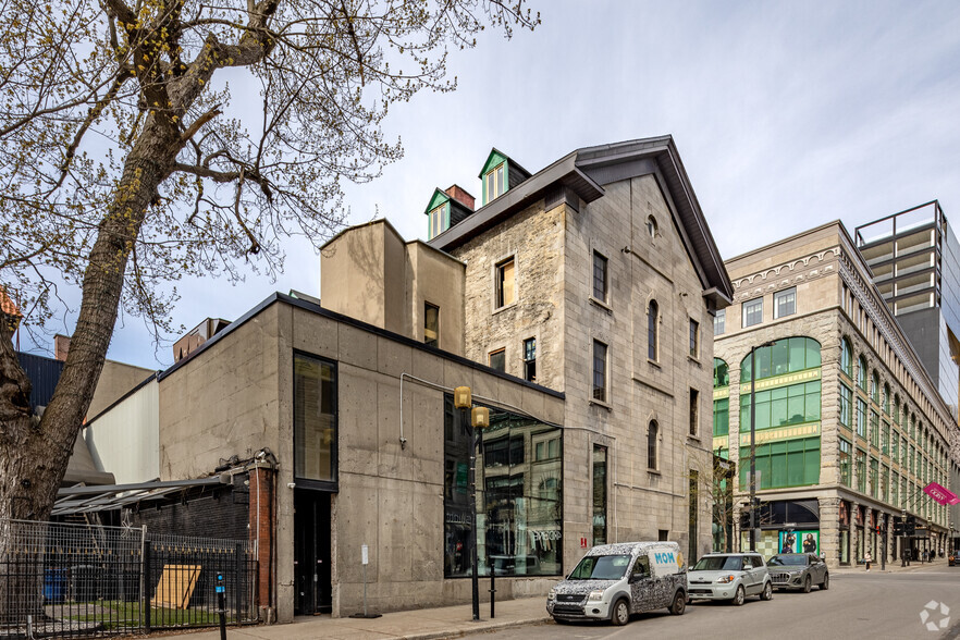 1308-1312 Rue Sainte-Catherine O, Montréal, QC à louer - Photo du bâtiment - Image 3 de 3