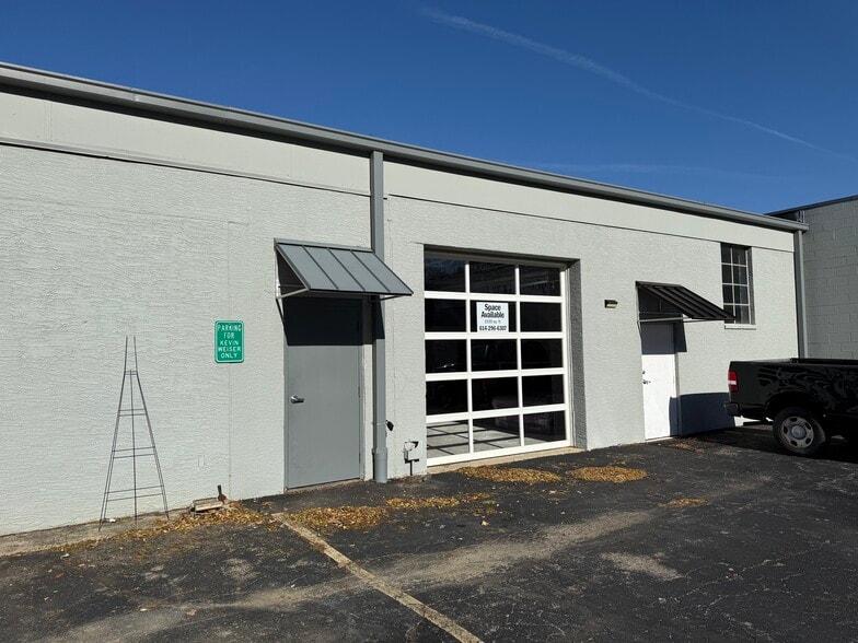 360 W Waterloo St, Canal Winchester, OH for lease - Building Photo - Image 2 of 6