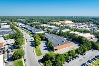 27 Industrial Blvd, Medford, NY - Aerial  map view