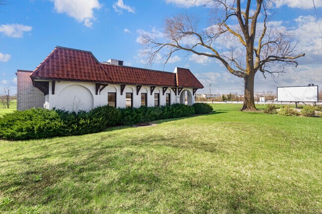 Plus de détails pour 6363 Lincoln Hwy, Matteson, IL - Bureau à vendre