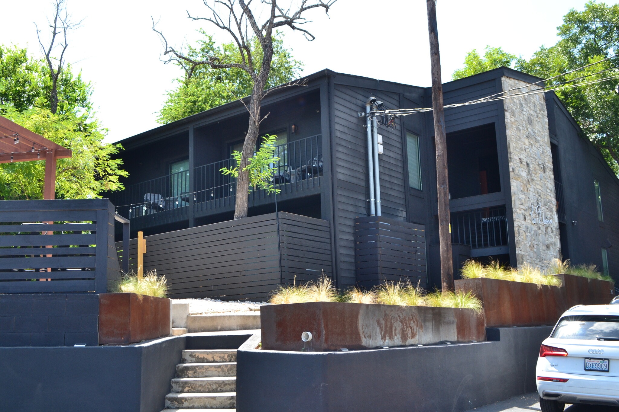 201 Academy Dr, Austin, TX for sale Building Photo- Image 1 of 14