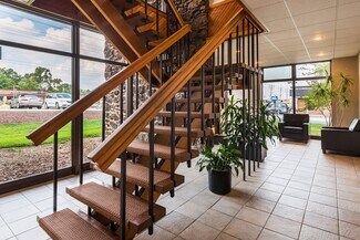 Plus de détails pour 9920 Watson Rd, Crestwood, MO - Bureau à louer