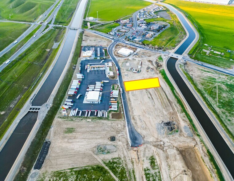 Rogers Rd, Patterson, CA à vendre - Photo du bâtiment - Image 2 de 7