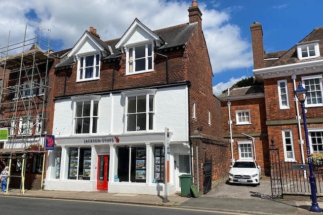 52 High St, Sevenoaks for lease Building Photo- Image 1 of 3