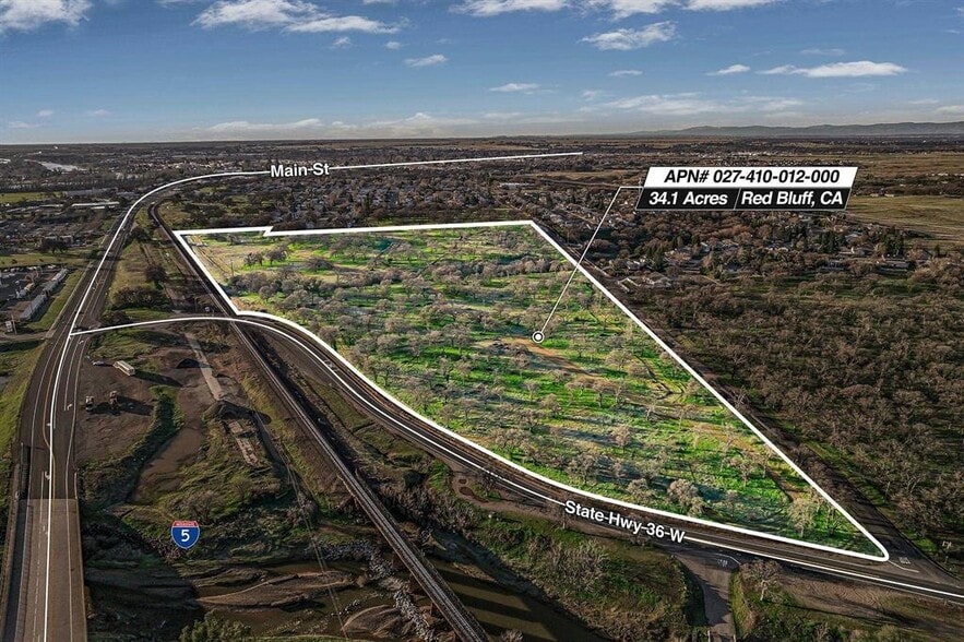 34 Acres Monroe Ave, Red Bluff, CA à vendre - Aérien - Image 2 de 3