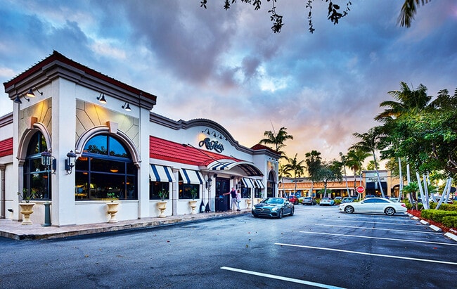 Plus de détails pour 2200-2222 Glades Rd, Boca Raton, FL - Commerce de détail à louer