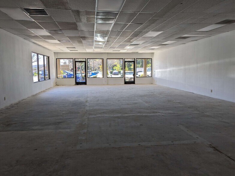 26852-26932 La Paz Rd, Aliso Viejo, CA à louer - Photo du bâtiment - Image 3 de 6