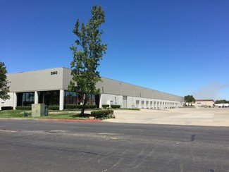 Plus de détails pour 3940 Seaport Blvd, West Sacramento, CA - Industriel à louer