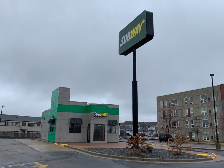 2831 Hendrickson Dr, Eau Claire, WI for sale - Building Photo - Image 3 of 7