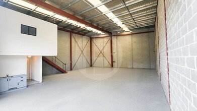 146 Toongabbie Rd, Girraween for lease Interior Photo- Image 2 of 3
