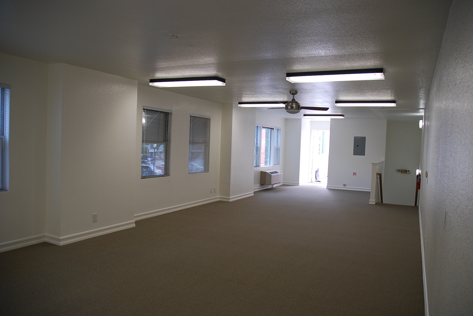 1530 16th St, Sacramento, CA for lease Interior Photo- Image 1 of 5