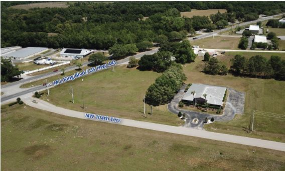 13680 NW 104th Ter, Alachua, FL à louer - Photo du bâtiment - Image 2 de 16