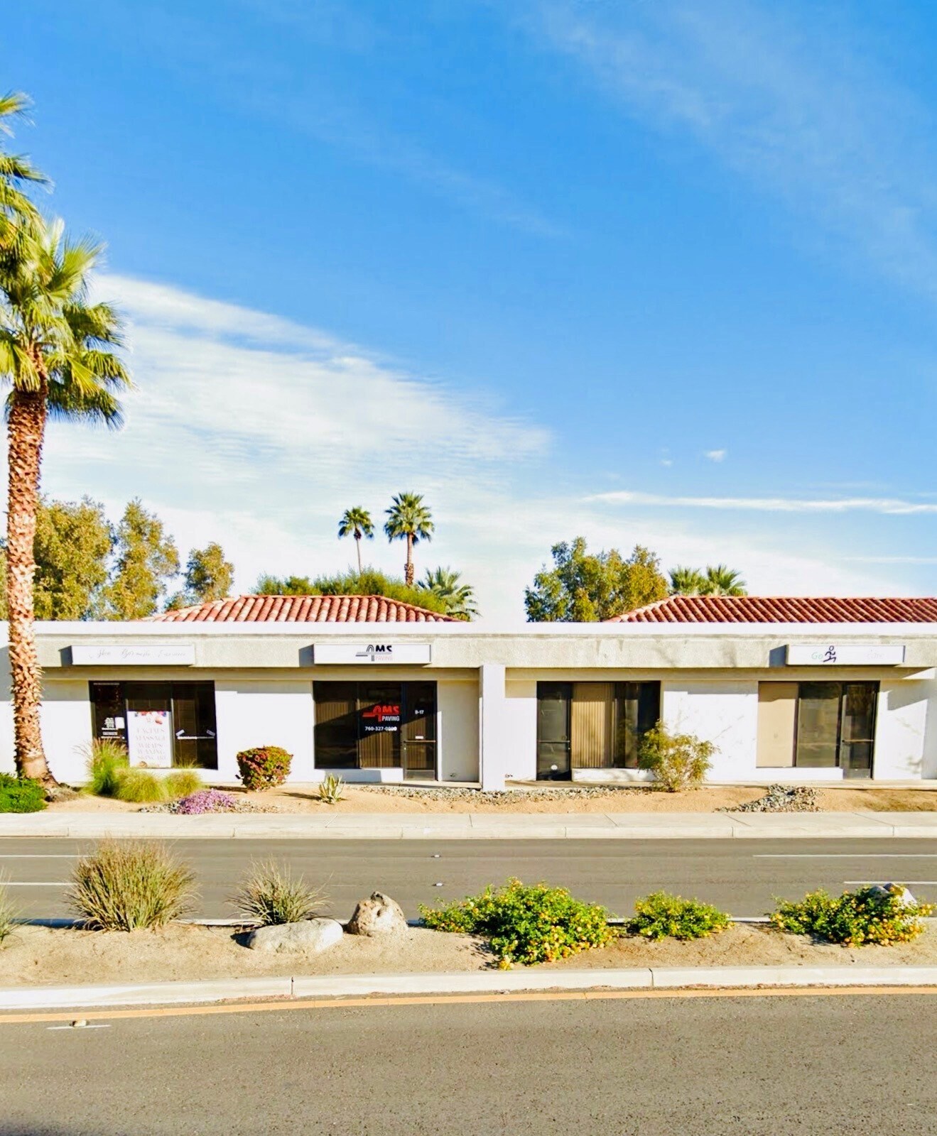 72880 Fred Waring Dr, Palm Desert, CA for lease Building Photo- Image 1 of 2