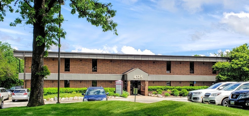 4725 Merle Hay Rd, Des Moines, IA for lease - Building Photo - Image 2 of 3