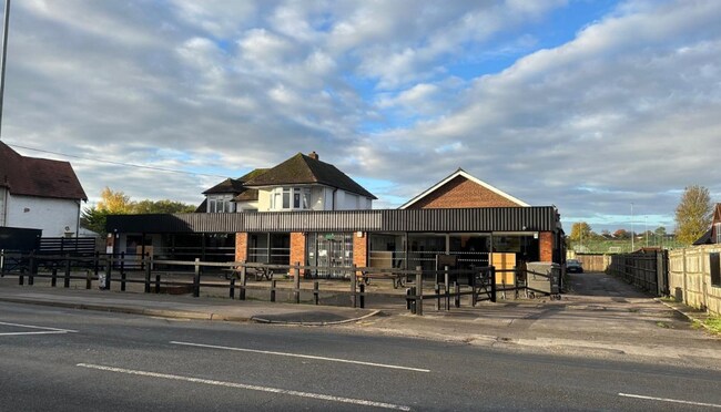 Plus de détails pour 73 Furze Platt Road, Maidenhead - Commerce de détail à louer