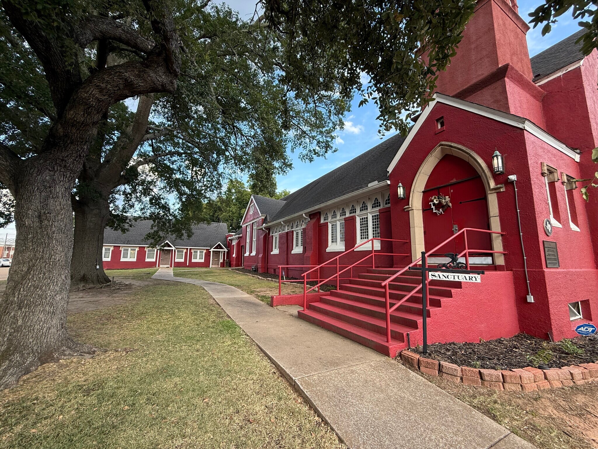 310 N Fulton St, Marshall, TX à vendre Photo du bâtiment- Image 1 de 24