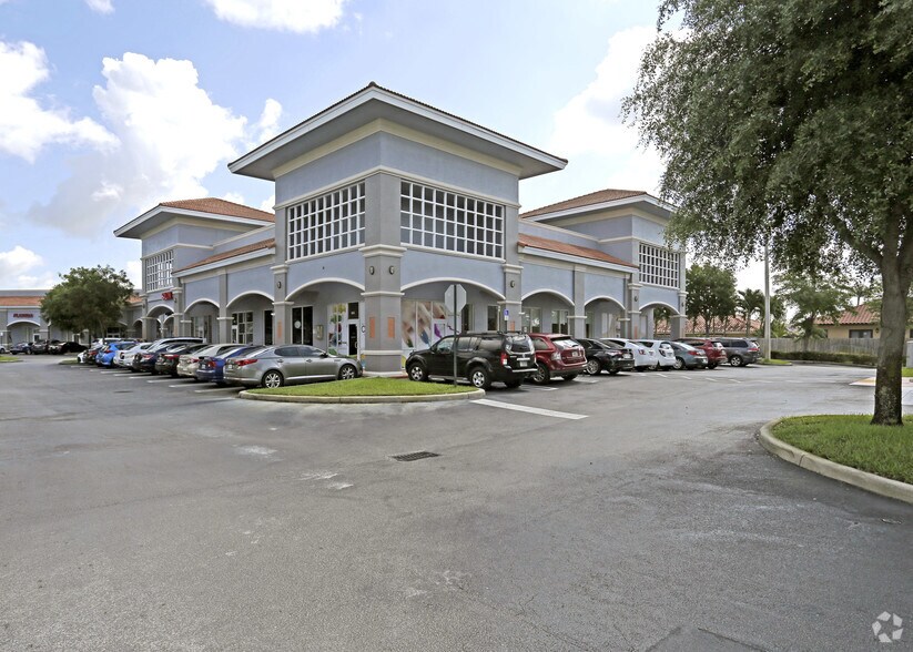 14215-14285 SW 42nd St, Miami, FL à vendre - Photo du bâtiment - Image 2 de 4