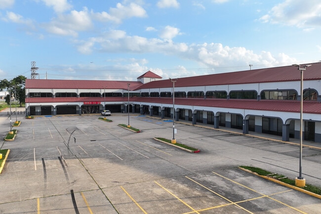 More details for 324 Fm-1960 Rd, Houston, TX - Retail for Sale