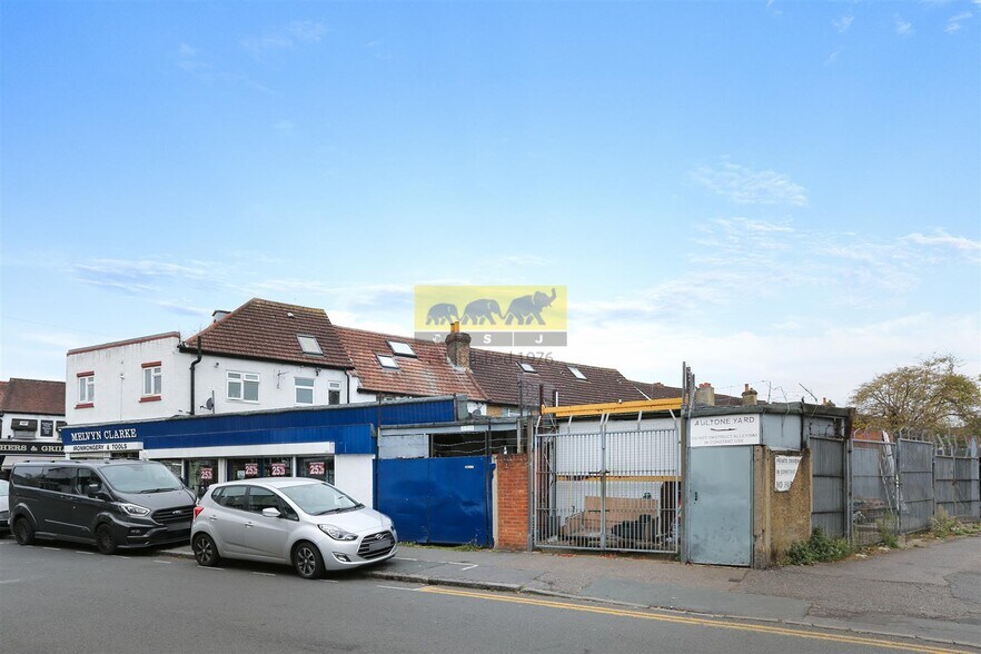 38 Green Wrythe Ln, Carshalton à louer - Photo du bâtiment - Image 3 de 3