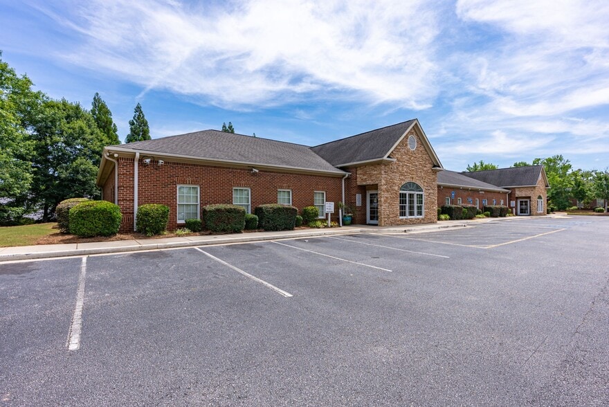 1500 Langford Dr, Watkinsville, GA for sale - Building Photo - Image 3 of 62