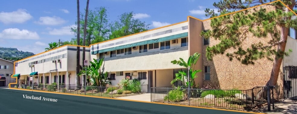 4215 Vineland Ave, Studio City, CA for sale - Building Photo - Image 3 of 12