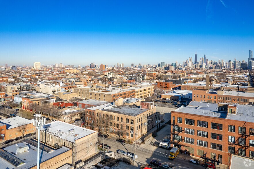 431 N Wolcott Ave, Chicago, IL à vendre - Aérien - Image 3 de 4