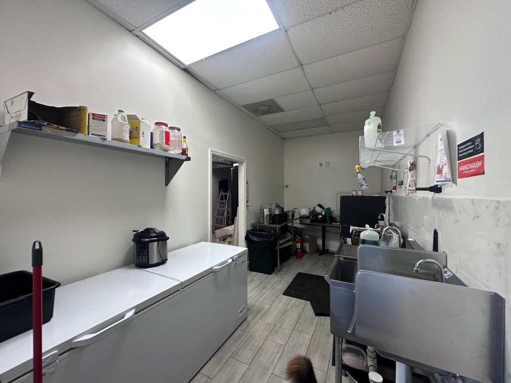 2410 Dekalb Medical Pky, Lithonia, GA à louer Photo intérieure- Image 1 de 4