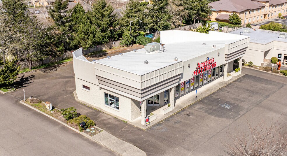 2455 US-101 Hwy, Florence, OR à louer - Photo du bâtiment - Image 3 de 7