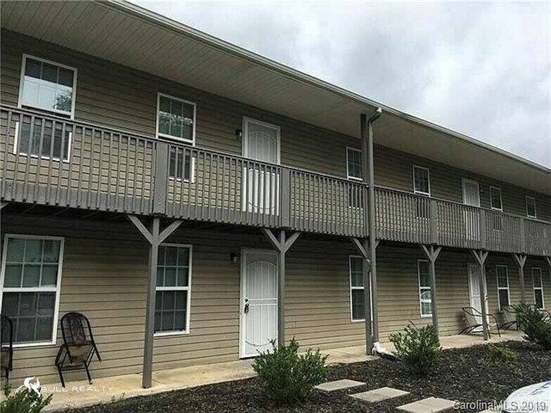 56 Tribune St, Concord, NC à vendre - Photo du bâtiment - Image 2 de 7