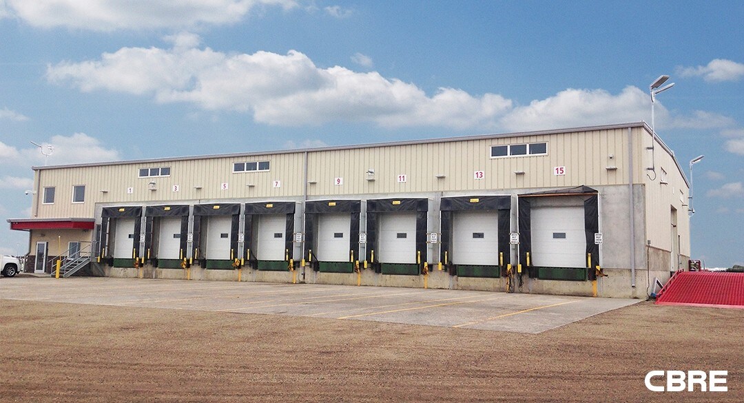 2 Prospect Rd, Corman Park, SK for sale Primary Photo- Image 1 of 1