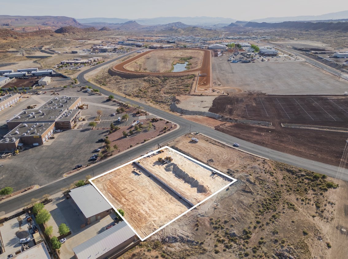 5283 Wheeler Way, Hurricane, UT for lease Building Photo- Image 1 of 6