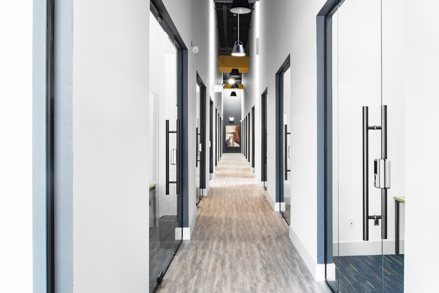 600 Matheson Blvd W, Mississauga, ON à louer - Photo intérieure - Image 3 de 21