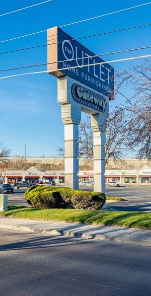2655-2789 S Broadway Ave, Boise, ID à louer - Photo du bâtiment - Image 3 de 5