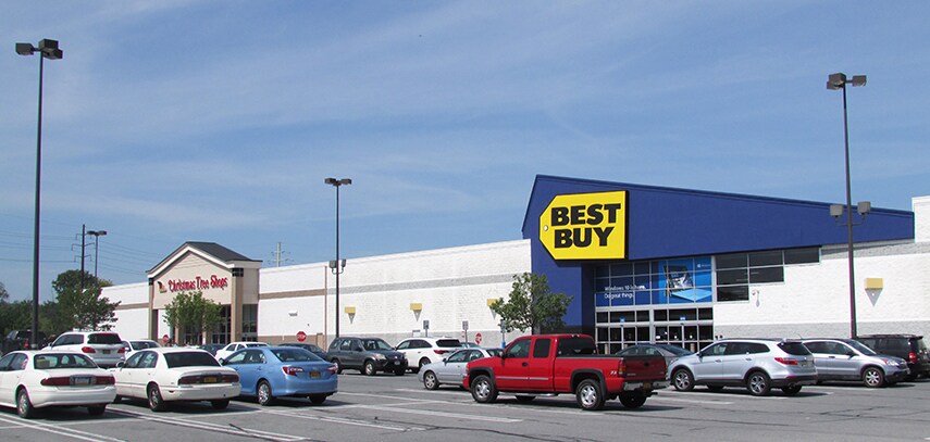 1100 N Galleria Dr, Middletown, NY à louer Photo du bâtiment- Image 1 de 4