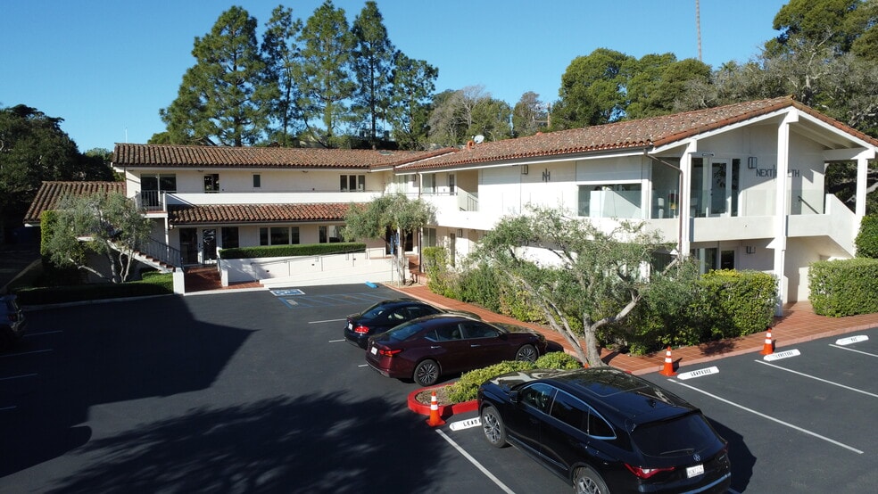 559 San Ysidro Rd, Montecito, CA for lease - Primary Photo - Image 1 of 29