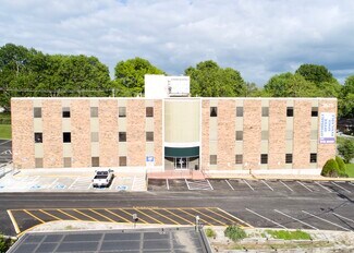 Plus de détails pour 3675 S Noland Rd, Independence, MO - Bureau à louer