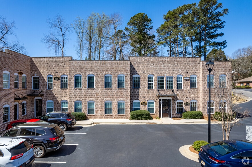 110 Samaritan Dr, Cumming, GA for lease - Primary Photo - Image 2 of 12