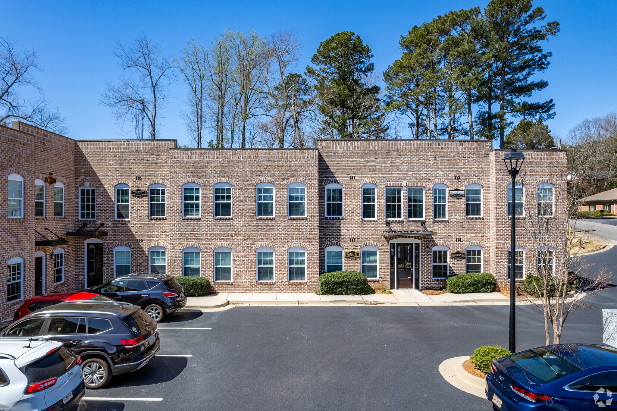 110 Samaritan Dr, Cumming, GA à vendre Photo du bâtiment- Image 1 de 6