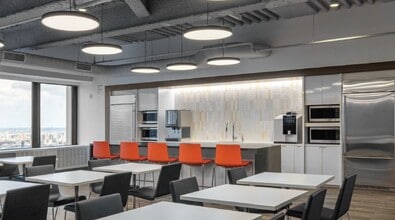 55 Water St, New York, NY for lease Interior Photo- Image 2 of 6