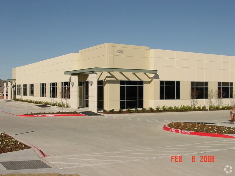 3305 Matrix Dr, Richardson, TX à vendre - Photo du bâtiment - Image 3 de 5